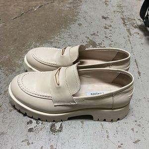 Steve Madden Lawrence Loafers Bone Leather